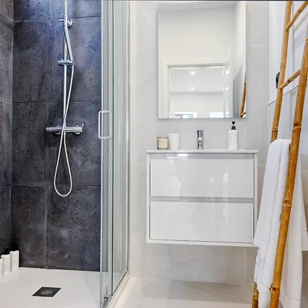 Beco Santa Emilia 2h, A In Madeira Апартаменты *