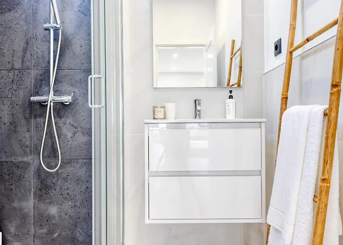 Beco Santa Emilia 2h, A In Madeira شقة *