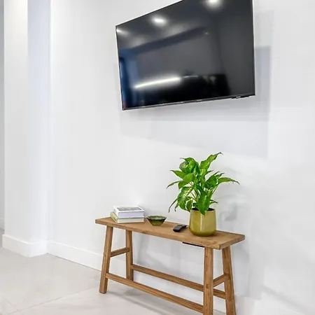 Apartment Beco Santa Emilia 2h, A In Madeira