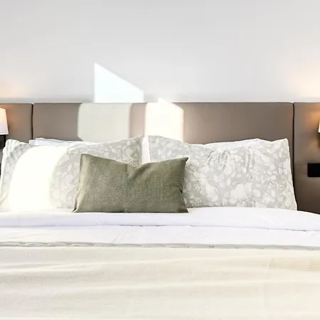 Beco Santa Emilia 2h, A In Madeira Lägenhet