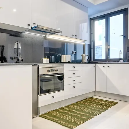 Apartment Beco Santa Emilia 2h, A In Madeira